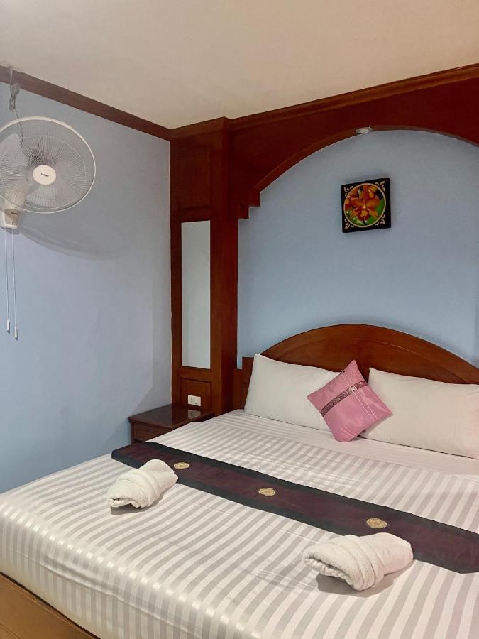 Innarm House Patong Eksteriør billede
