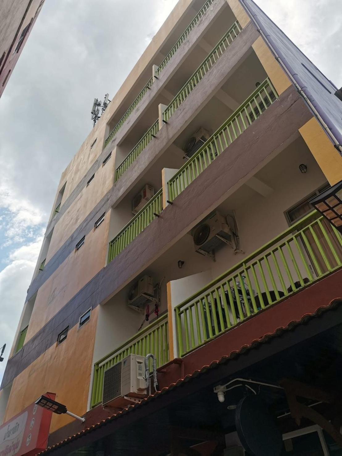 Innarm House Patong Eksteriør billede